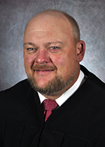 Official portrait of Judge Dennis B. Prater. 